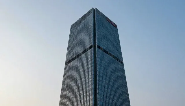 龙岩做网站:如何选择合适的官网搭建方案